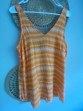 GAP Orange Geometric Print V-Neck Flowy Tank